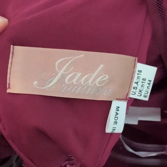 Gorgeous 😍 Jade Couture Cranberry Gown Women's Size 16